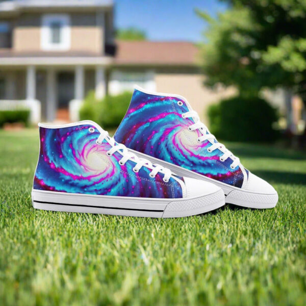 Galaxy Twist