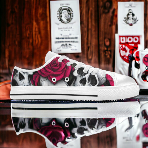 Skulls & Roses Women - Image 4