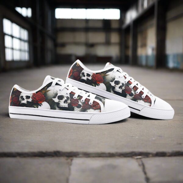 Skulls & Roses - Image 5