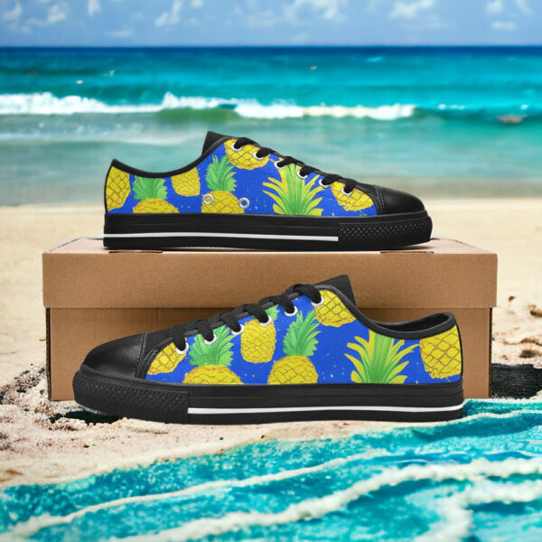 More Pineapples Men - Image 4