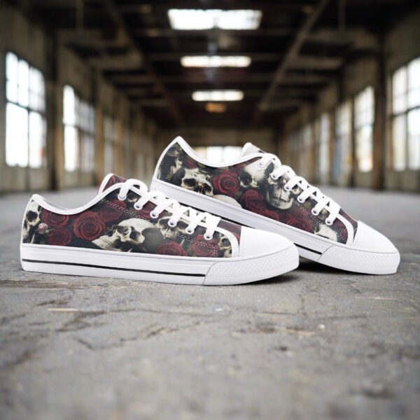 Skulls & Roses - Image 4