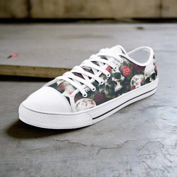 Skulls & Roses