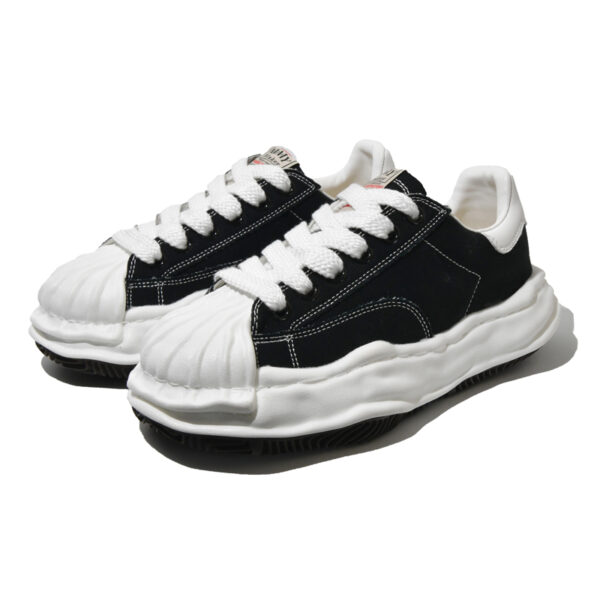 Black and White Canvas Lace Up Sneakers - Image 4